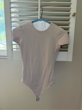 Abercrombie & Fitch Short Sleeve Beige/Taupe Bodysuit